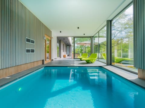 House | Pool