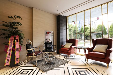 Lobby sitting area