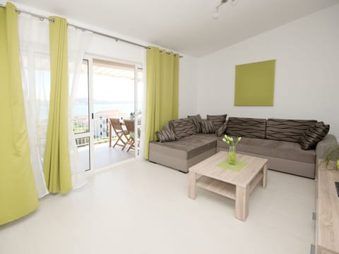 Apartment | Living area
