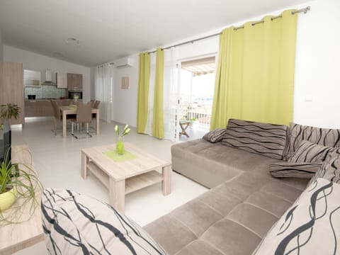 Apartment | Living area