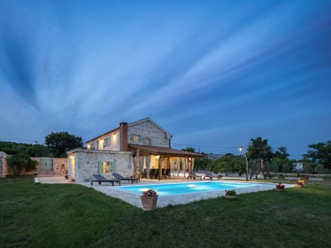 Villa | Pool | Indoor pool, outdoor pool