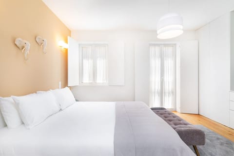 Apartment, 1 Bedroom, Non Smoking | 1 bedroom, travel crib, free WiFi, bed sheets