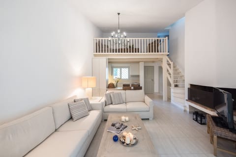 Villa, 2 Bedrooms | Living room | Flat-screen TV