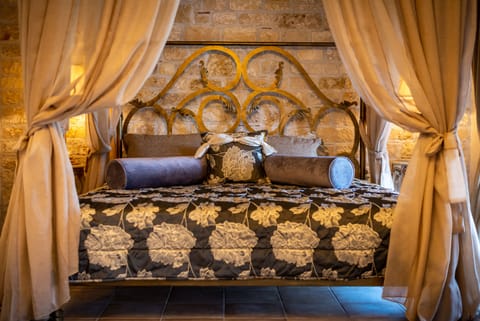 Superior Suite | In-room safe, soundproofing, iron/ironing board, free cribs/infant beds