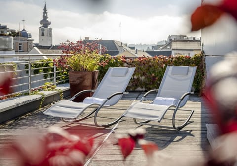 Sundeck