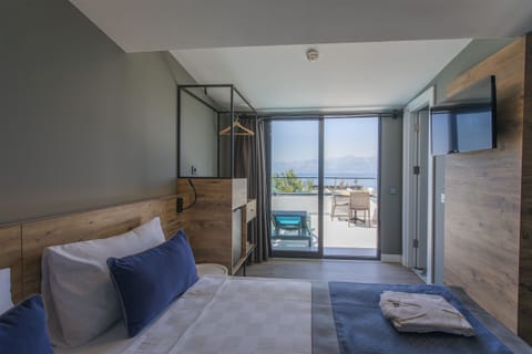 Luxury Double Room | Egyptian cotton sheets, premium bedding, down comforters