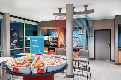 Free daily on-the-go breakfast