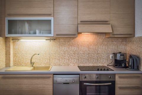 Apartment, 2 Bedrooms, Sea View | Living area | 24-inch flat-screen TV with satellite channels, LED TV