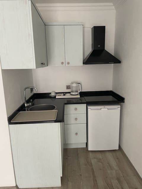 Standard Studio | Minibar, free WiFi, bed sheets