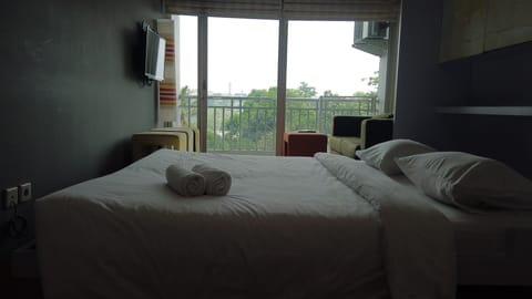 Room | Free WiFi, bed sheets