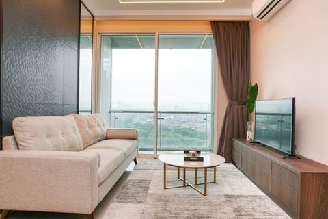 Room | Living room | TV