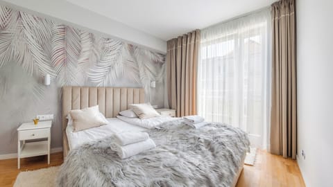 Apartment (12) | 1 bedroom, laptop workspace, iron/ironing board, free WiFi