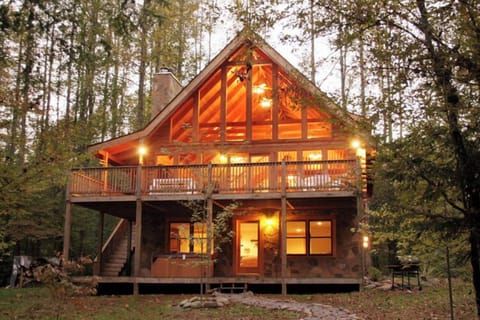 Studio (3 Bedrooms) | Front of property