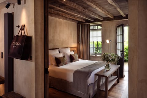 Superior Double Room | Premium bedding, pillowtop beds, minibar, in-room safe