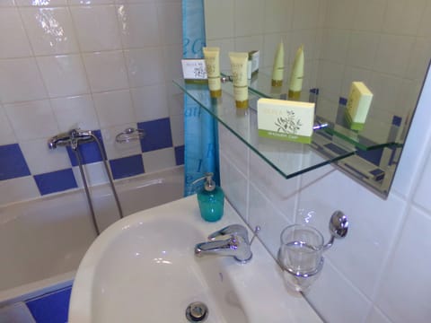 Standard Studio, Sea View | Bathroom | Spring water tub, rainfall showerhead, designer toiletries, hair dryer