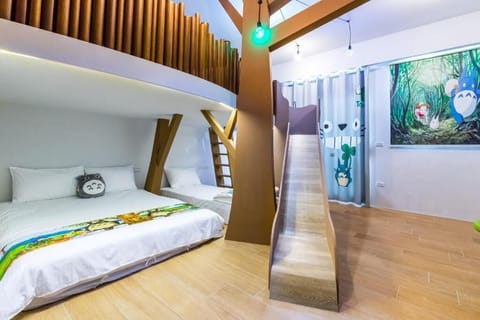 Family Room | Children's theme room