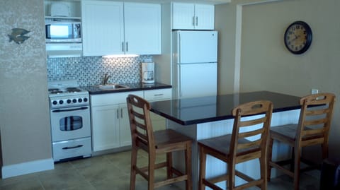 Suite, 1 Bedroom, Oceanfront | Hypo-allergenic bedding, in-room safe, individually decorated