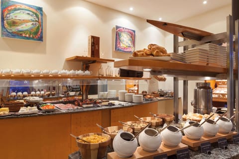 Daily buffet breakfast (EUR 17 per person)