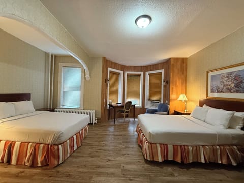 Traditional Double Room, 2 Double Beds | Free WiFi, bed sheets