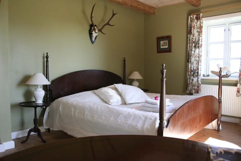 Double Room, Terrace | Individually decorated, individually furnished, desk, iron/ironing board