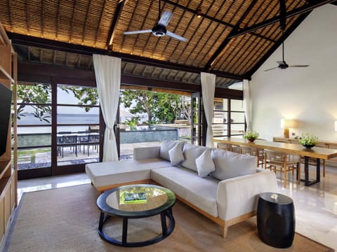 Villa, 2 Bedrooms, Beachfront | Down comforters, in-room safe, desk, blackout drapes