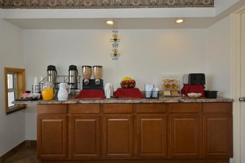 Free daily on-the-go breakfast