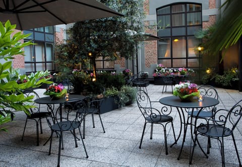 Courtyard