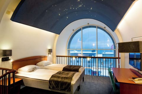 Presidential Suite | Minibar, desk, laptop workspace, free WiFi