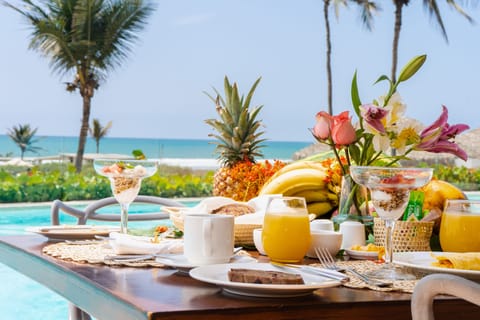 Daily full breakfast for a fee