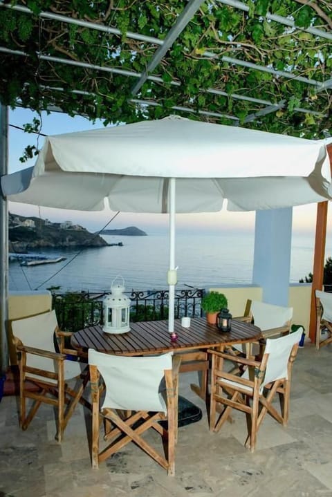 Two Bedroom Studio for 2 adults and 2 children (Sea View) | Terrace/patio