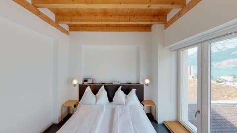 Family Loft (Tower) | Premium bedding, down comforters, in-room safe, soundproofing