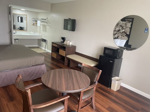 Desk, blackout drapes, iron/ironing board, free cribs/infant beds