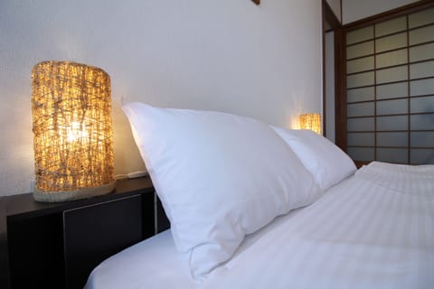 Condo, 1 Bedroom (701) | Desk, laptop workspace, iron/ironing board, cribs/infant beds
