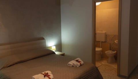 Double Room (Tempesta) | Individually decorated, free WiFi, bed sheets