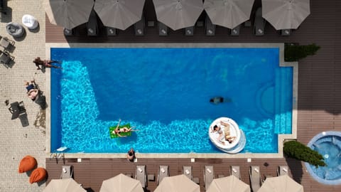 Indoor pool, 2 outdoor pools, open 10 AM to 9:00 PM, free cabanas