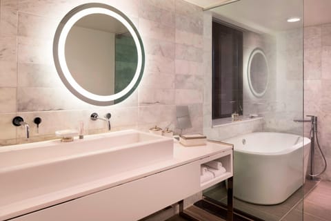 Classic Room, 2 Queen Beds | Bathroom | Shower, free toiletries, hair dryer, towels