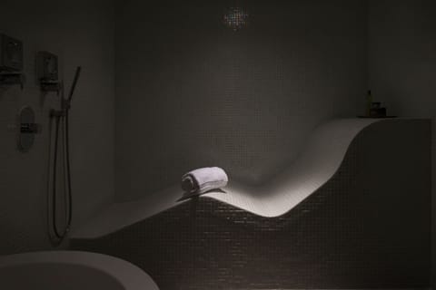 Body treatments, deep-tissue massages, Swedish massages, body scrubs