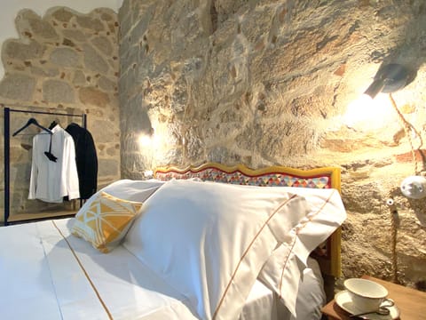 Design Double Room (Duminiha) | Premium bedding, down comforters, Tempur-Pedic beds, free minibar