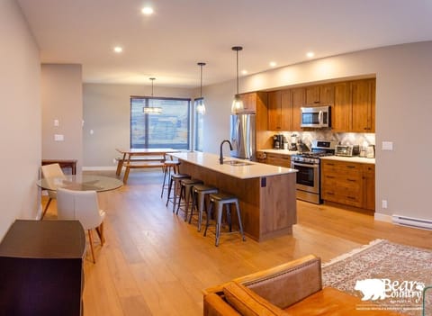 Townhome, 3 Bedrooms | Private kitchen | Fridge, toaster