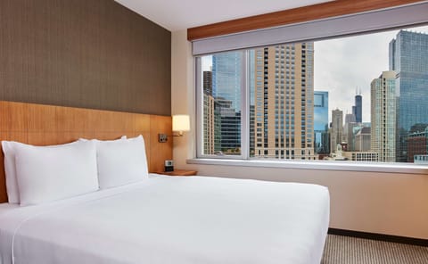 Room, 1 King Bed, City View | Hypo-allergenic bedding, desk, laptop workspace, blackout drapes