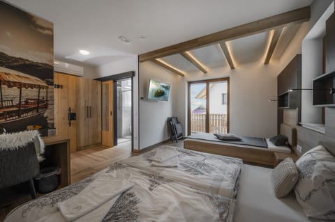 Premium bedding, minibar, desk, laptop workspace