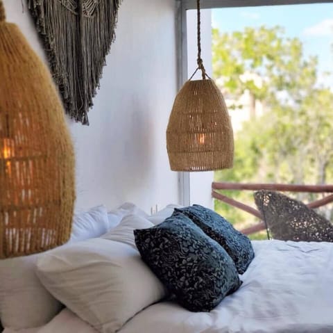Deluxe Room | Premium bedding, down comforters, in-room safe, individually decorated