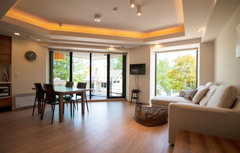 Premium 2 Bedroom (2 Double Bed or 4 Single Bed) | View from room