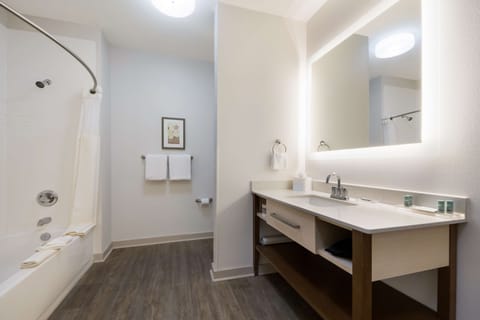 Free toiletries, towels, soap, shampoo