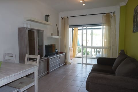 Apartment, 1 Bedroom | Living room