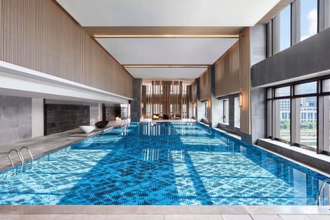 Indoor pool, lifeguards on site