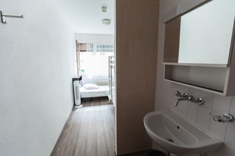 Triple Room | Bathroom | Hair dryer, towels