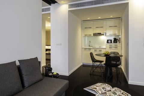 32-inch flat-screen TV with satellite channels, TV