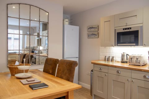 House, Private Bathroom | Shared kitchen | Highchair