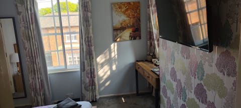 Family or Double Room, Ensuite | Iron/ironing board, free cribs/infant beds, free WiFi, bed sheets